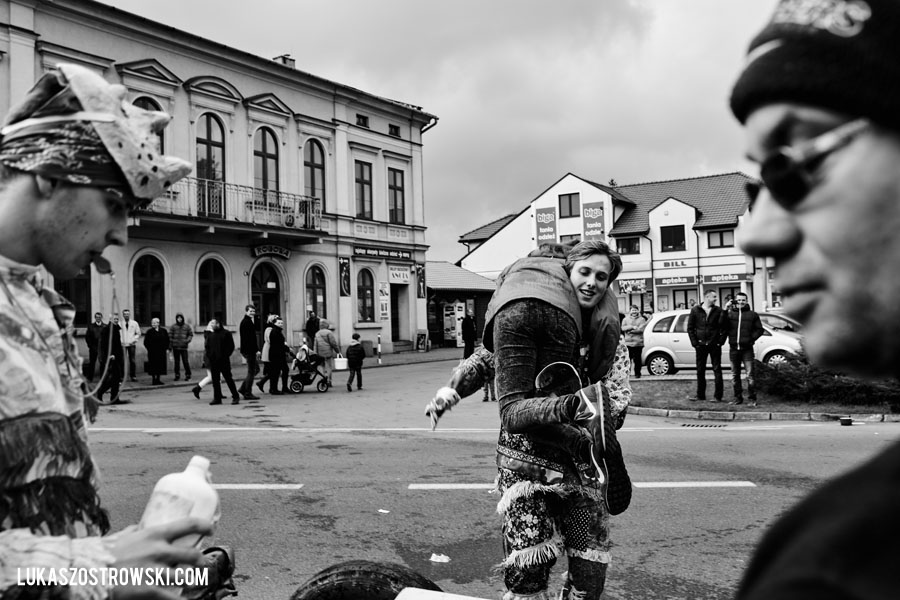 5 tradycyjny lany poniedziałek, lany poniedziałek, reportaż z lanego poniedziałku, lany poniedziałek zdjęcia, smiergust