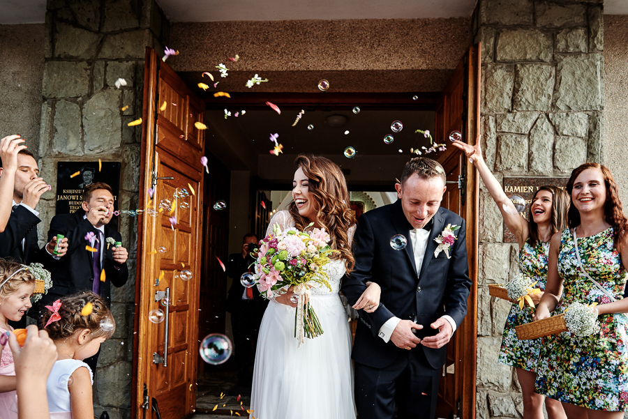 zdjęcia ślubne Wadowice, karczma znijar, fotograf ślubny wadowice, fotograf na ślub wadowice, reportaż ślubny Wadowice