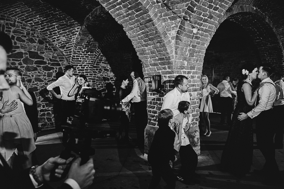 fotograf weselny małopolska, fotograf ślubny w małopolsce, reportaż ślubny małopolska, zdjęcia ślubne kraków, Łukasz Ostrowski fotograf weselny małopolska, fotograf ślubny w małopolsce, reportaż ślubny małopolska, zdjęcia ślubne kraków, Łukasz Ostrowski