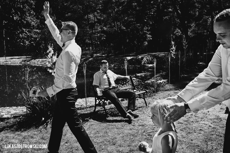 Pałac Czarny Las ślub w plenerze, ceremonia w plenerze, wesele plenerowe, slow wedding, Pałac czarny las woźniki, 