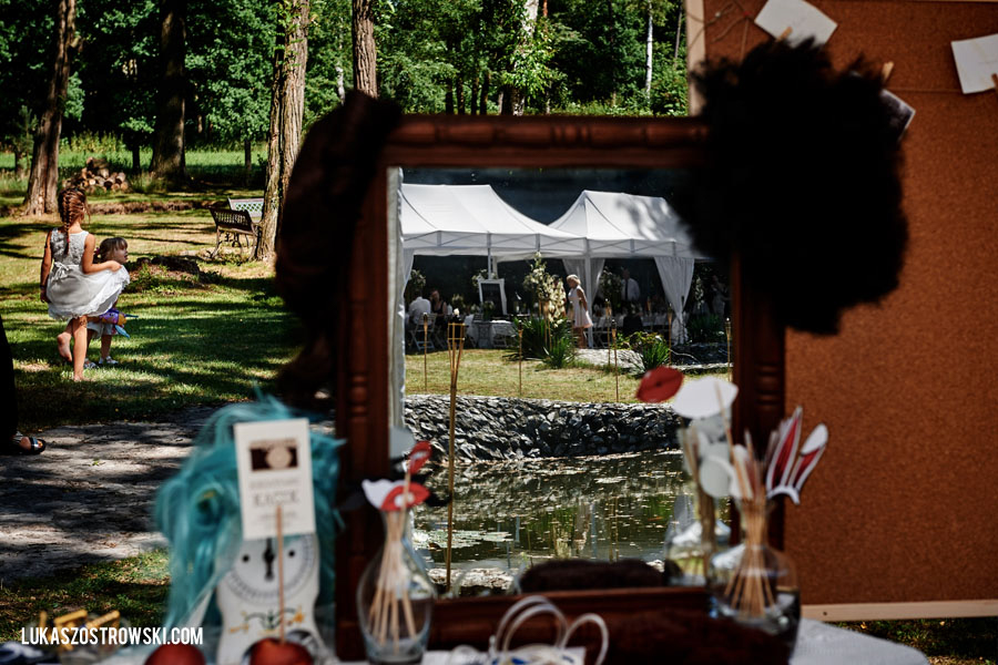 Pałac Czarny Las ślub w plenerze, ceremonia w plenerze, wesele plenerowe, slow wedding, Pałac czarny las woźniki, 