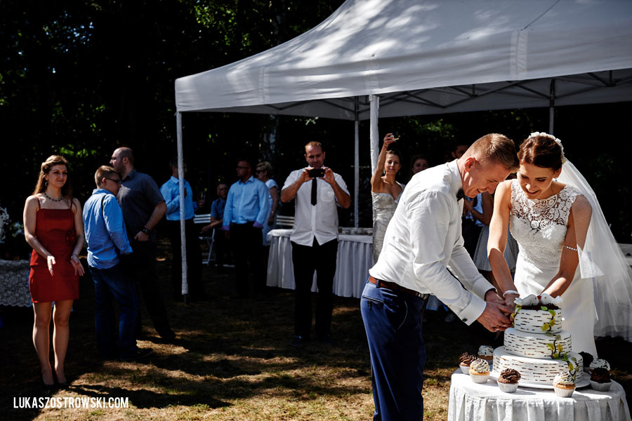 Pałac Czarny Las ślub w plenerze, ceremonia w plenerze, wesele plenerowe, slow wedding, Pałac czarny las woźniki, 