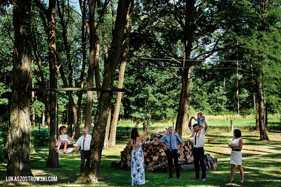 Pałac Czarny Las ślub w plenerze, ceremonia w plenerze, wesele plenerowe, slow wedding, Pałac czarny las woźniki, 