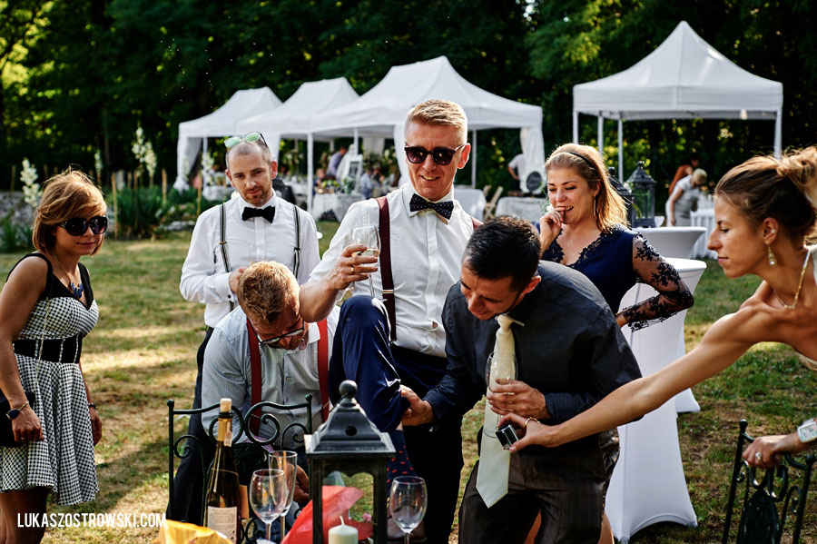 Pałac Czarny Las ślub w plenerze, ceremonia w plenerze, wesele plenerowe, slow wedding, Pałac czarny las woźniki, 